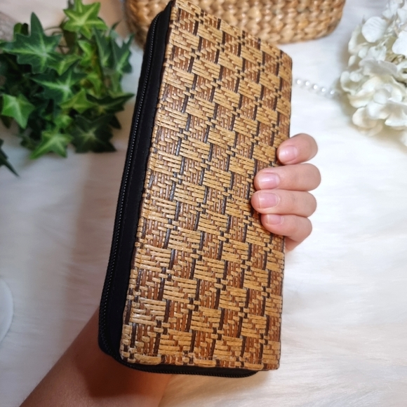 Eco woven Rattan Handmade Mix Geometric Long Women Wallet (Natural Rattan) - Picture 8 of 8